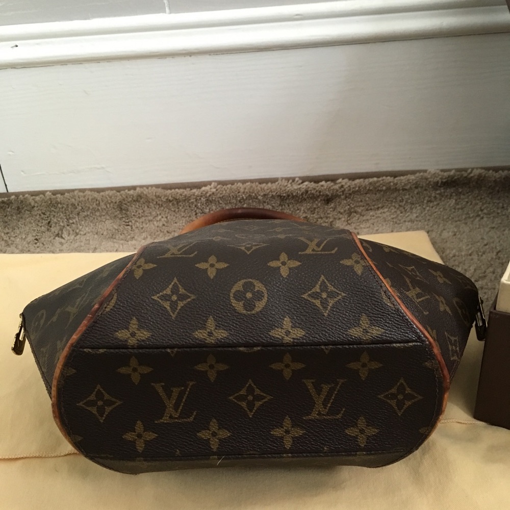Authentic LV ellipse MM - Picture 4 of 8